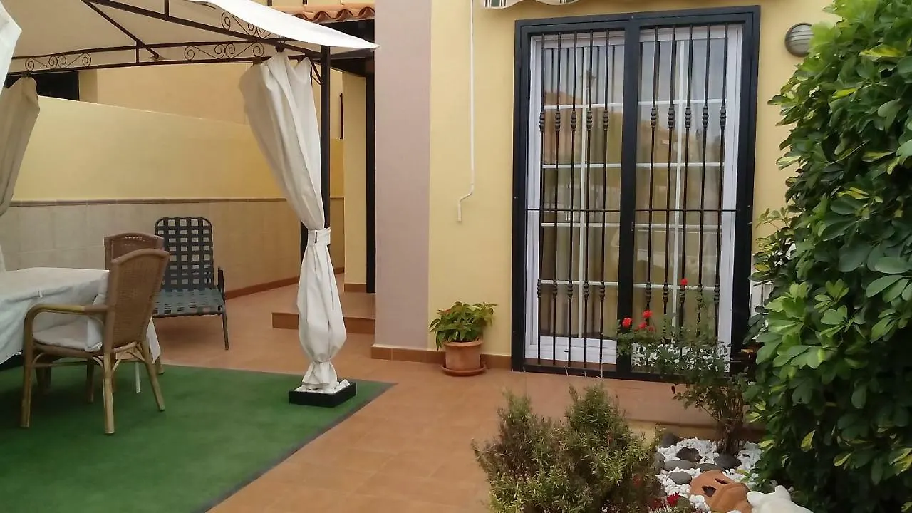 Camelot Villa Arona